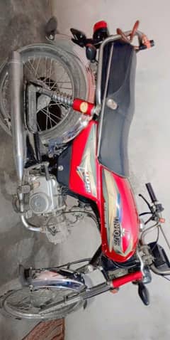 Karachi qadabad near Manzil pump