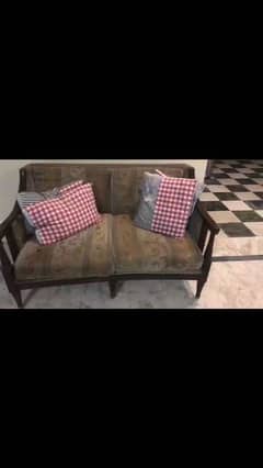 Sofa Same picture