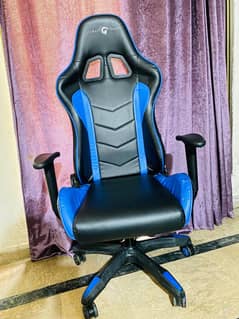 Global Razer Gaming Chair – Used (Good Condition)