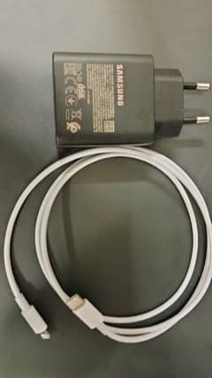 Samsung Branded Charger upto Iphone 14 supported with cable