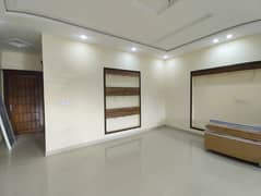 House For Rent In G-13 (10 Marla)