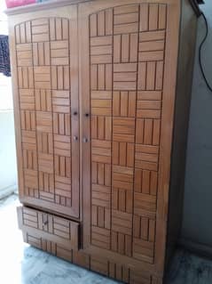 Cupboard/Wardrobe/Almari