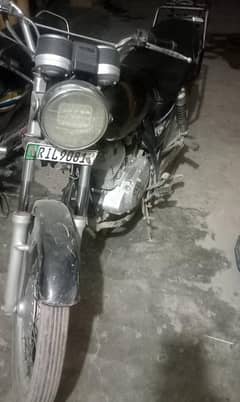 Suzuki gs 150