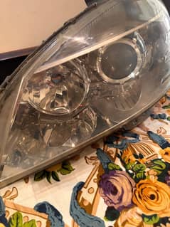 Mercedes benz c200 2007 front headlights