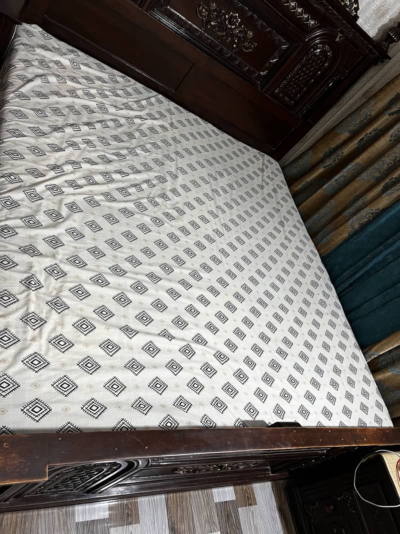 Queen bed with two side tables and dressing table in good condition 9