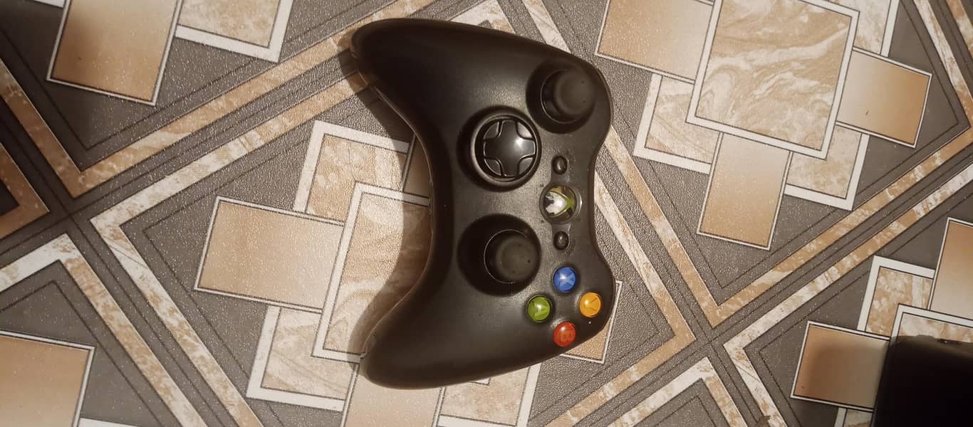 Xbox 360 Jtag-400+ games-1 controller and 1 Kinect-tcs delivery 5