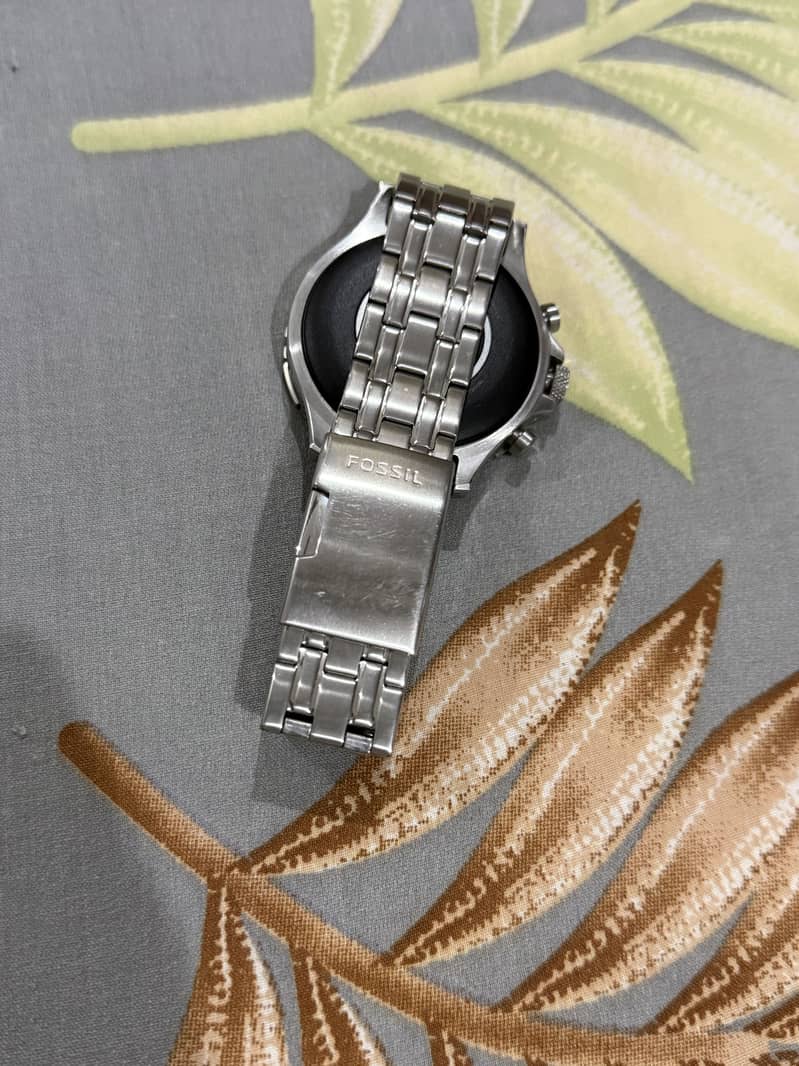 Fossil Gen 5 Smart watch with speaker inside 1