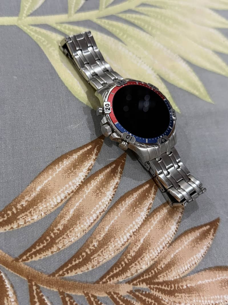 Fossil Gen 5 Smart watch with speaker inside 4