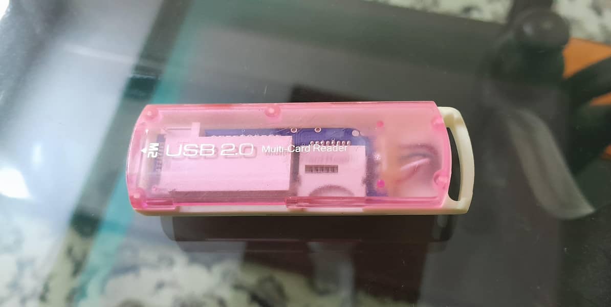4 Different Memory Card Reader 0