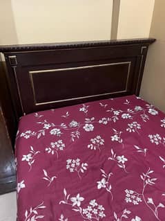 Single bed with mattress