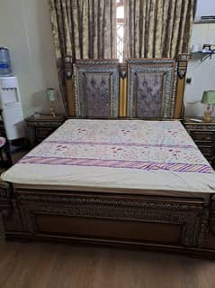 King Size Bed with side tables for Sale
