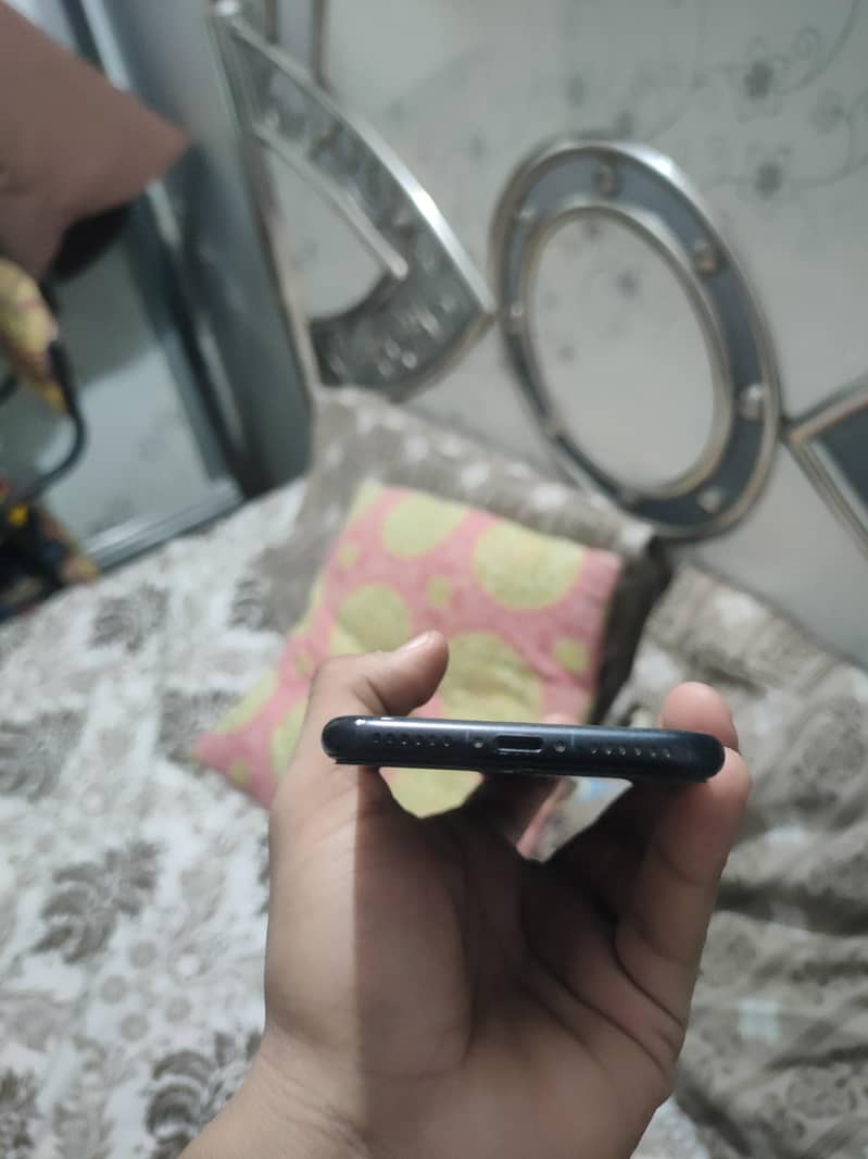 IPhone SE 2020 Waterpack Non Active (Read Add) 2