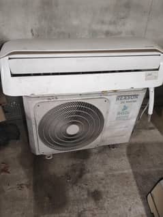 1.5 Ton DC inverter heat and cool  Totall Geniun . .