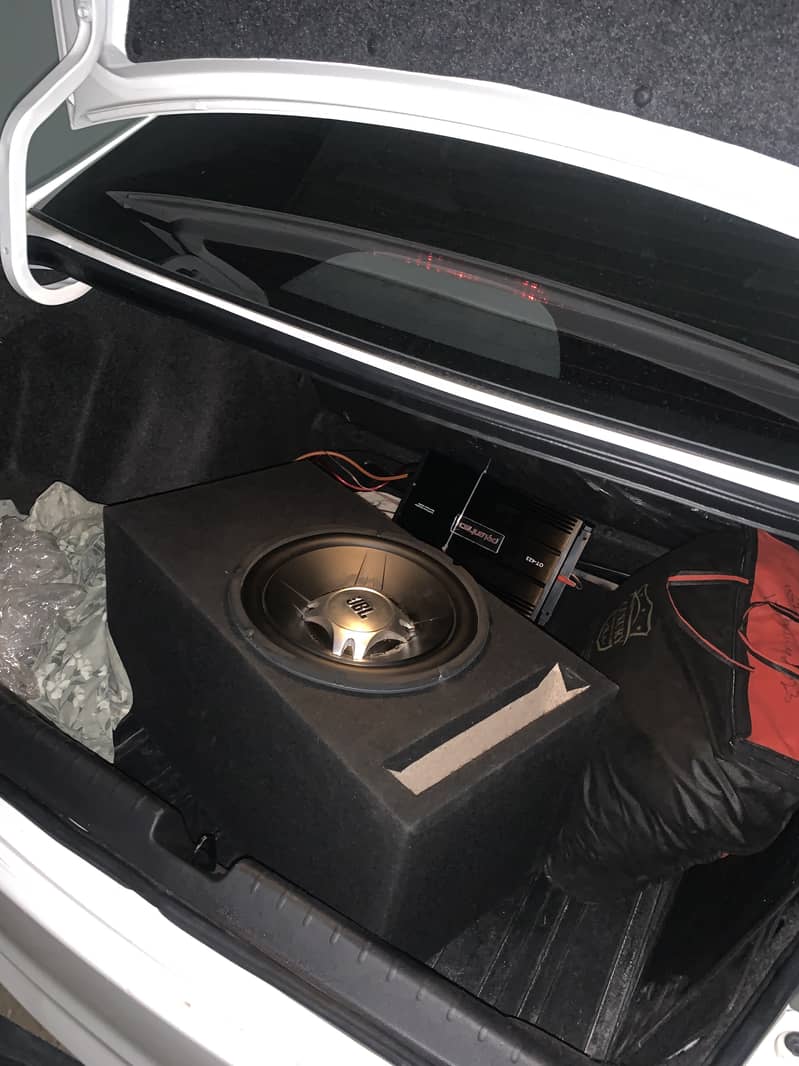 Jbl woofer with complete setup of box plus amplifier 2