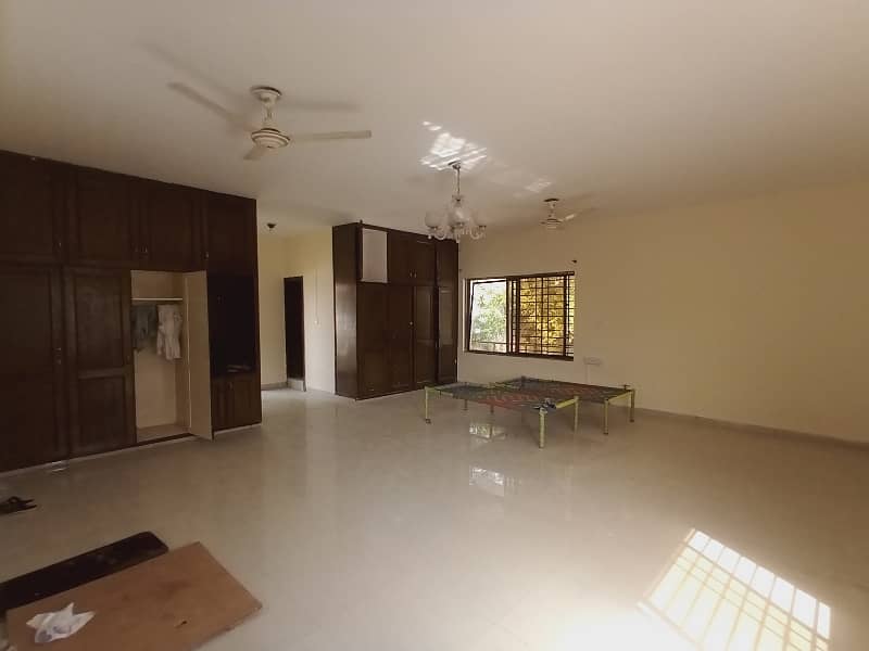 Highly-Desirable Upper Portion Available In F-10 For rent 5