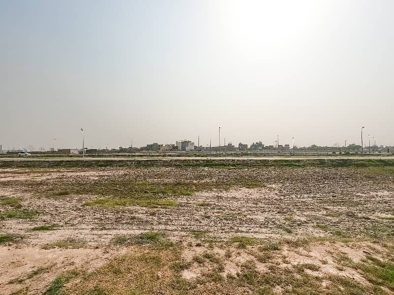 Hot Location 1 Kanal Balloted Plot Available in Overseas Central Block 1
