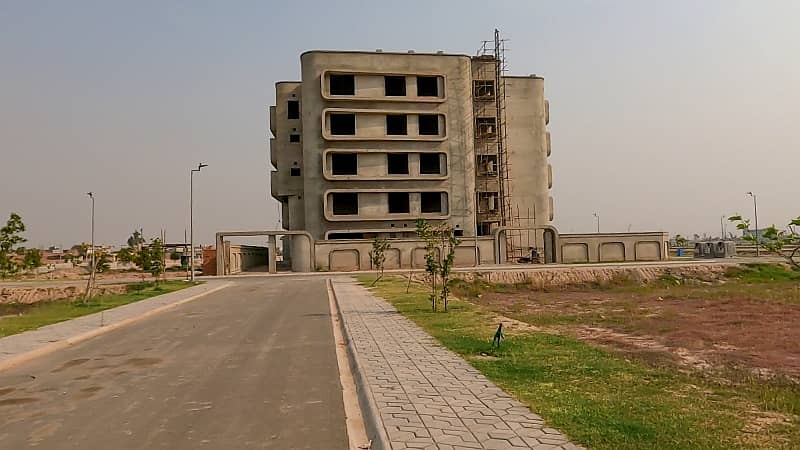 Hot Location 1 Kanal Balloted Plot Available in Overseas Central Block 12
