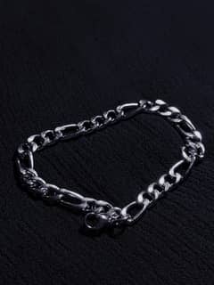 bracelets,
