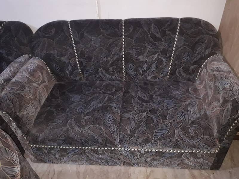 7 seater sofa  with table 1