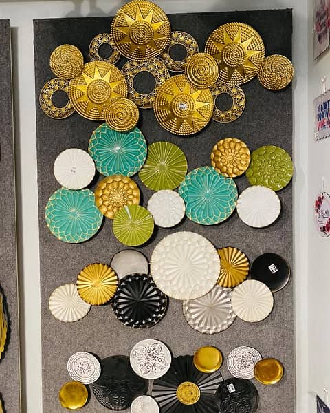 coffee tables. . . study tables. . . 3 round Table set 3