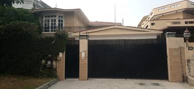 Triple Storey 8-Bedroom House for Sale in F-10/1 Islamabad 511 Sq. Yards Prime VIP Location 4-5 Car Parking Demand 17 Crore