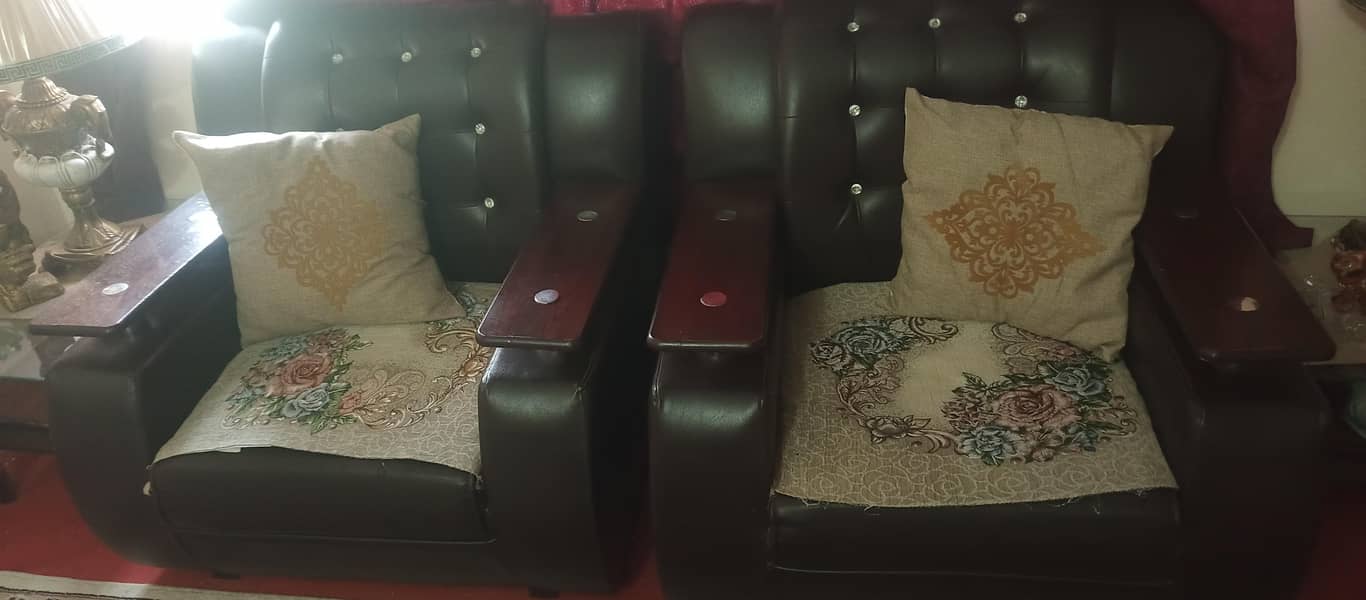 5 Seater Sofa set with Tables 1