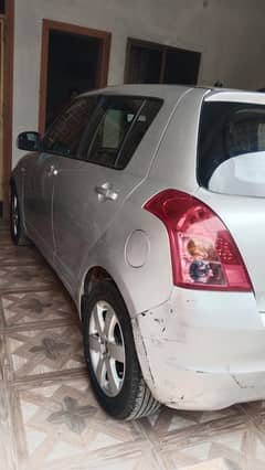 Suzuki Swift DLX 1.3 Automatic Fully option