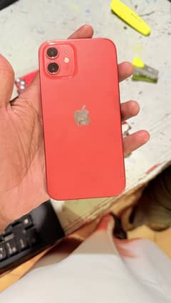 Apple iPhone 12