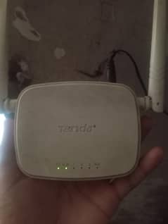 TENDA WIRELESS ROUTER
