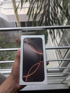 16 pro max 256gb system active