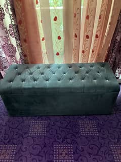 Luxury Velvet Storage Ottoman / Bench – With Hidden Storage