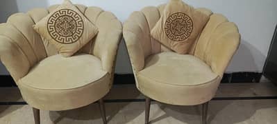 2 chairs