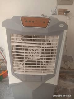 cannon air cooler. no open no repair. Lush condition. All ok