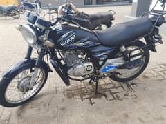 Suzuki GS 150/Located at Saima bridge view
