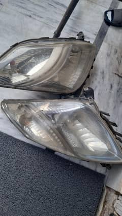 Toyota Prius Headlights (2nd gen)