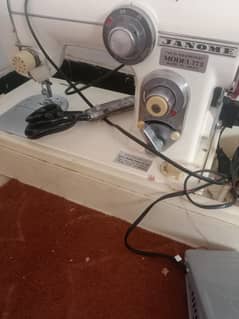 new mashin he 2 mhina us hoie he bas 10 sall warinty he iski motor ki