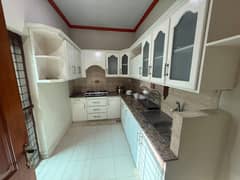 1 kanal upper portion for rent