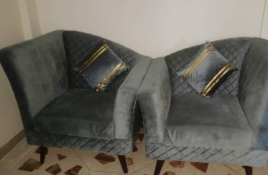 new condition only 1 month used 2