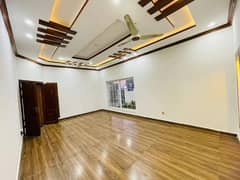 VIP UPPER PORTION FOR RENT, 3 Bedroom Beautiful UPPER PORTION FOR RENT in Soan Garden Block F Near To Punjab Cash & Carry & Highway Gas Available This House