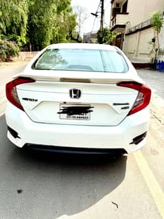 Honda civic 18 mdl total janwen red metr car brand new condition
