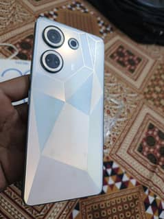 Camon 20  8/256gb. . . . 03289456652