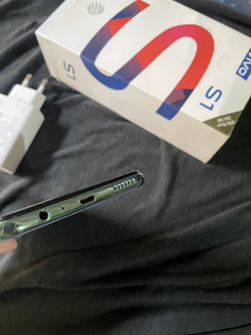 Vivo s1 8gb ram 256 hn memory all access with box 1