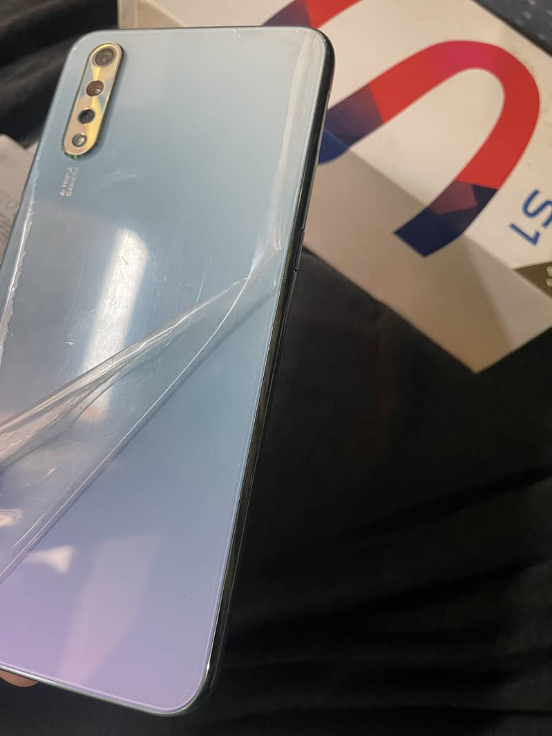 Vivo s1 8gb ram 256 hn memory all access with box 3