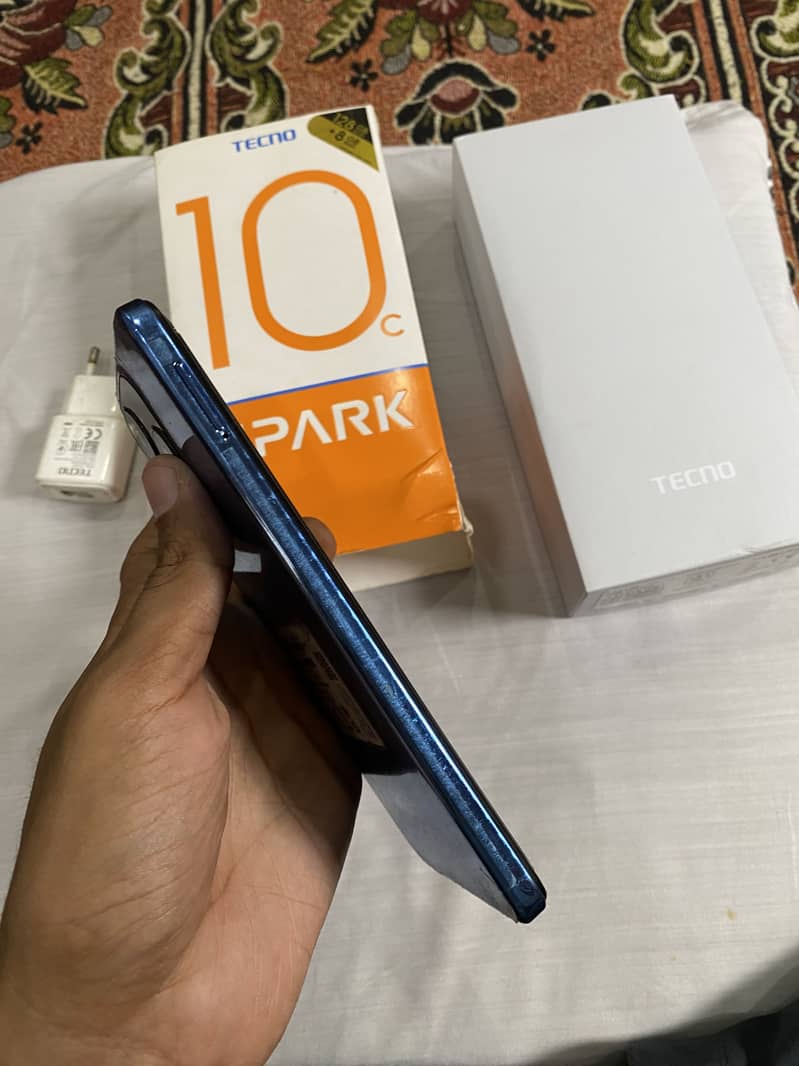 Tecno spark 10 c 128 lush condition 2