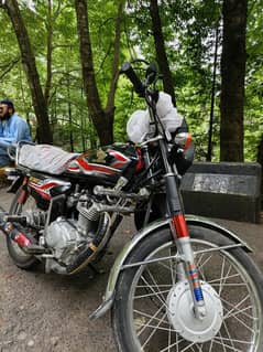 Honda 125 (beautiful black color)