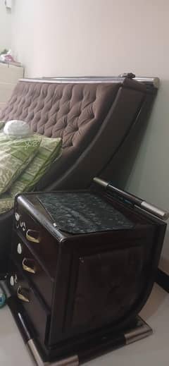 chenone bed set