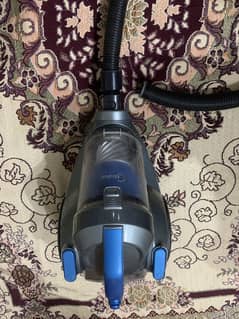Media vaccum cleaner