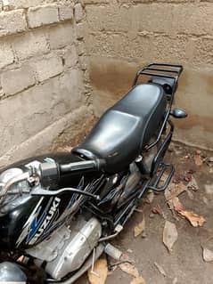 SUZUKI 150 SE 2022 // MARCH