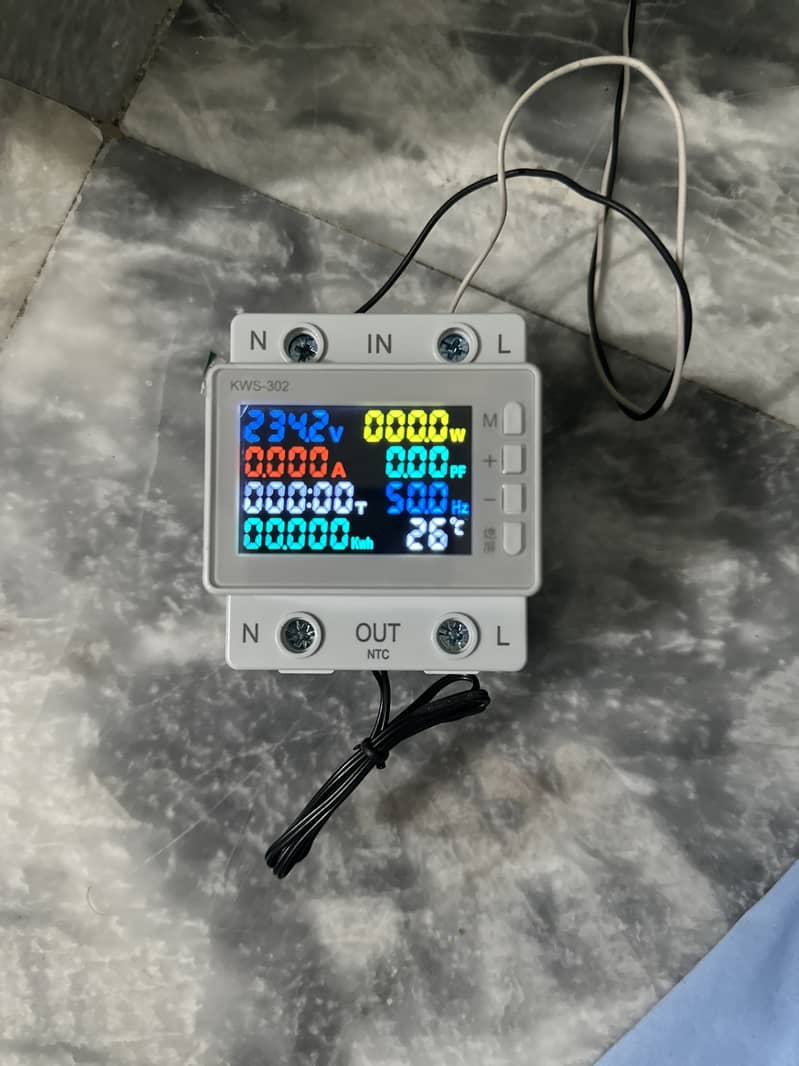 Digital Circuit Breaker 60Ampire Unit Count Temperature Sensor 0