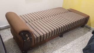 sofe cum bed (2in one) sofe+ bed premium quality almost new